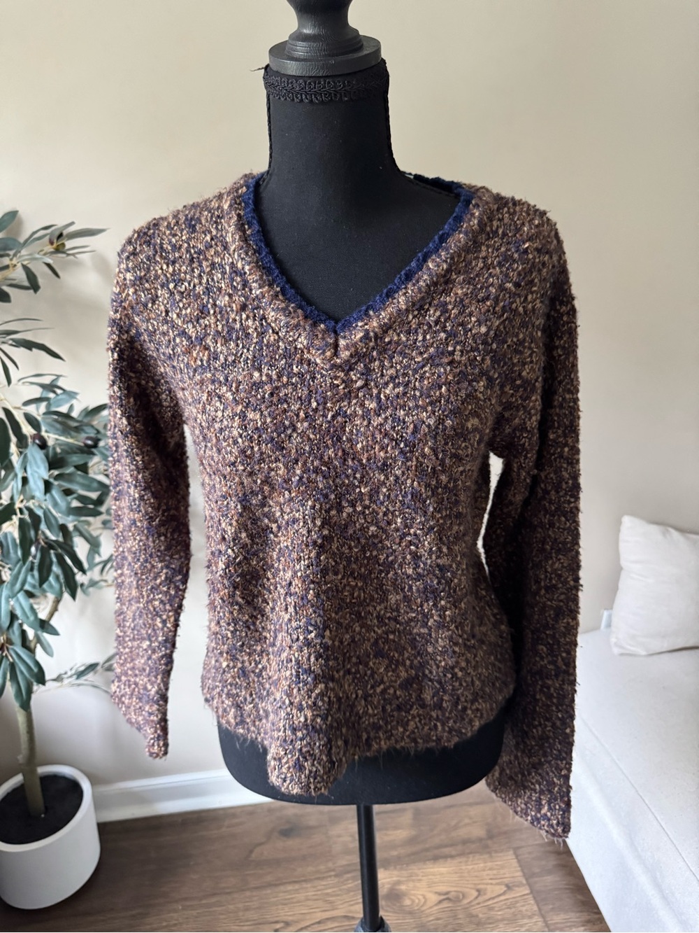 Arizona Jean Company Brown and Navy Bouclé V-Neck Sweater